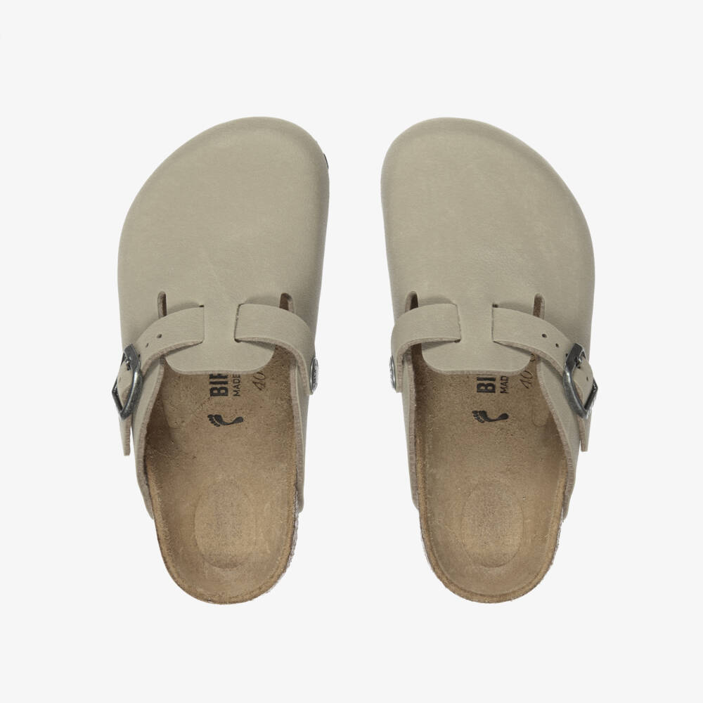 Birkenstock-Boys Khaki Beige Faux Leather Boston Clogs | Childrensalon